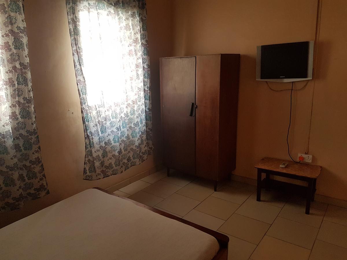 Amenla Hotel Sekondi-Takoradi Exterior foto